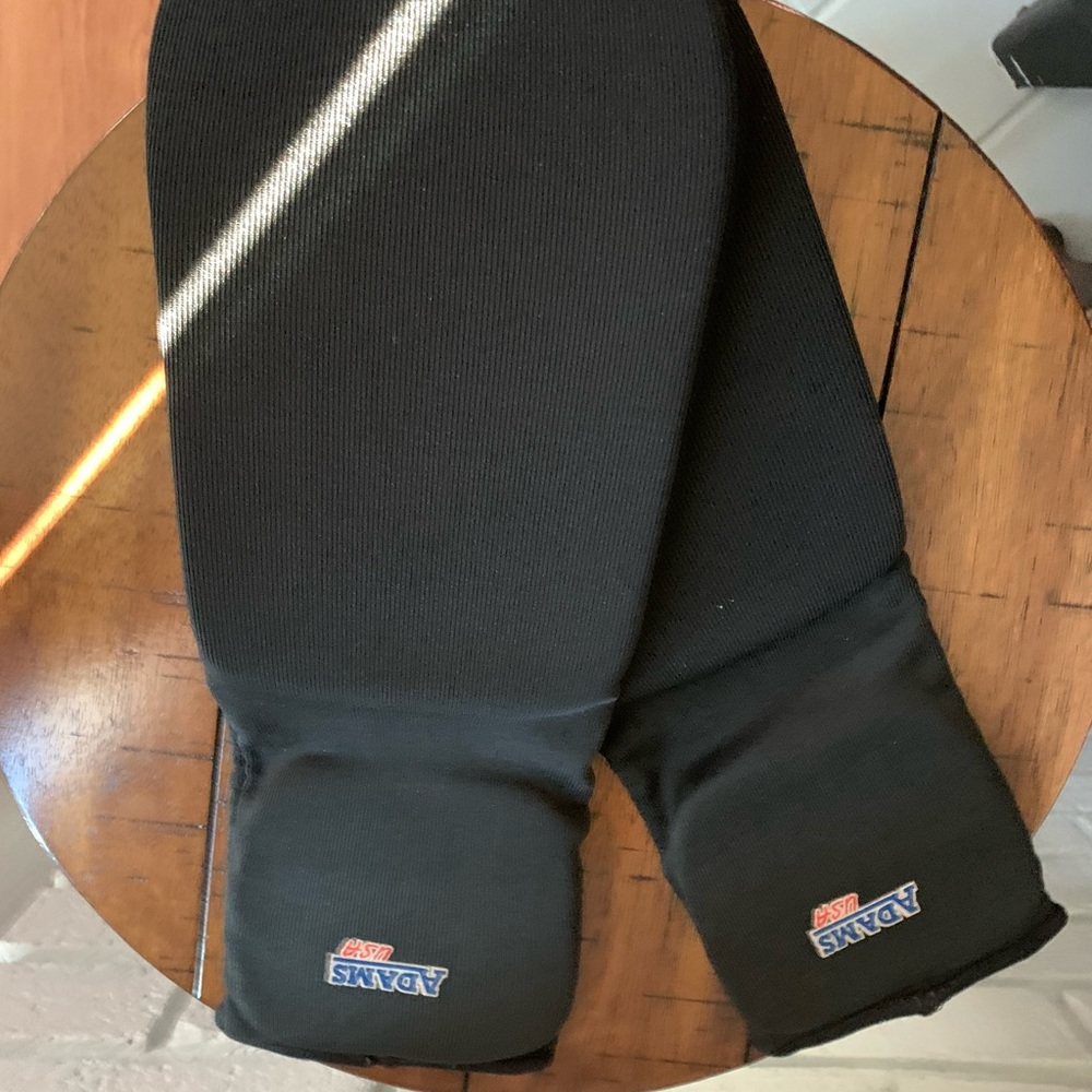 Youth football arm/hand guards. M